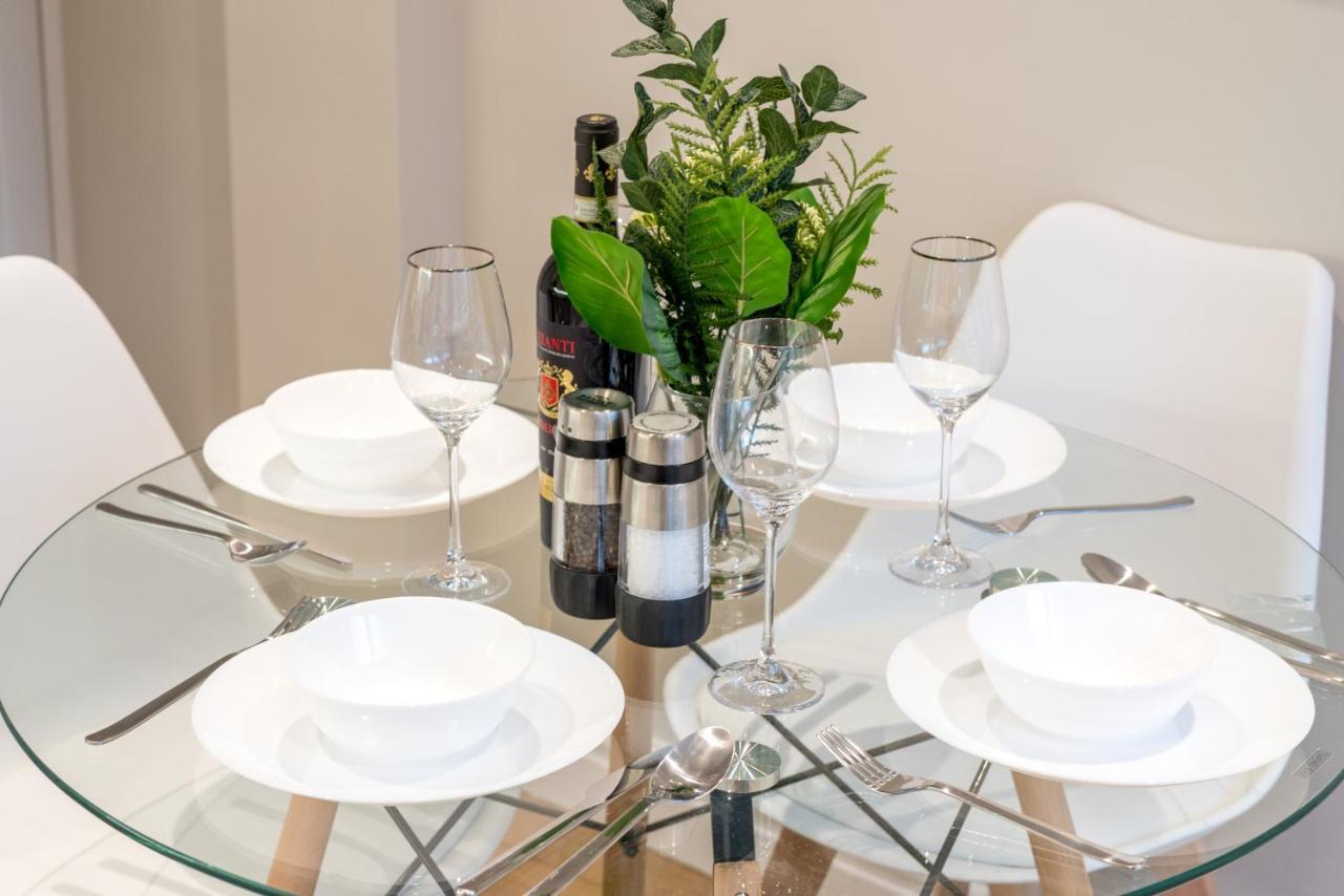 Westfield Apartment 2 Bedroom Near Notting Hill Londra Exterior foto